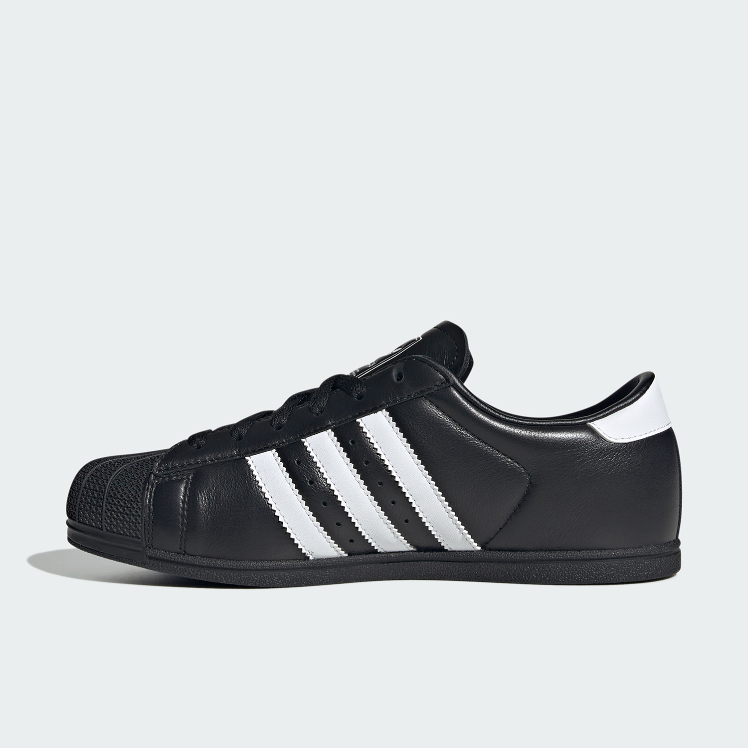 أحذية أديداس الأصلية سوبرستار  - مراجعة Adidas Shoes Superstar وسعره