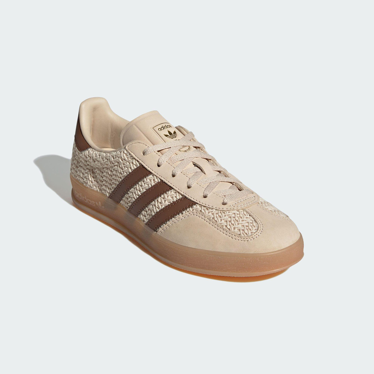 حذاء رياضي كاجوال كلاسيكي كلاس - مراجعة Adidas Shoes Superstar وسعره