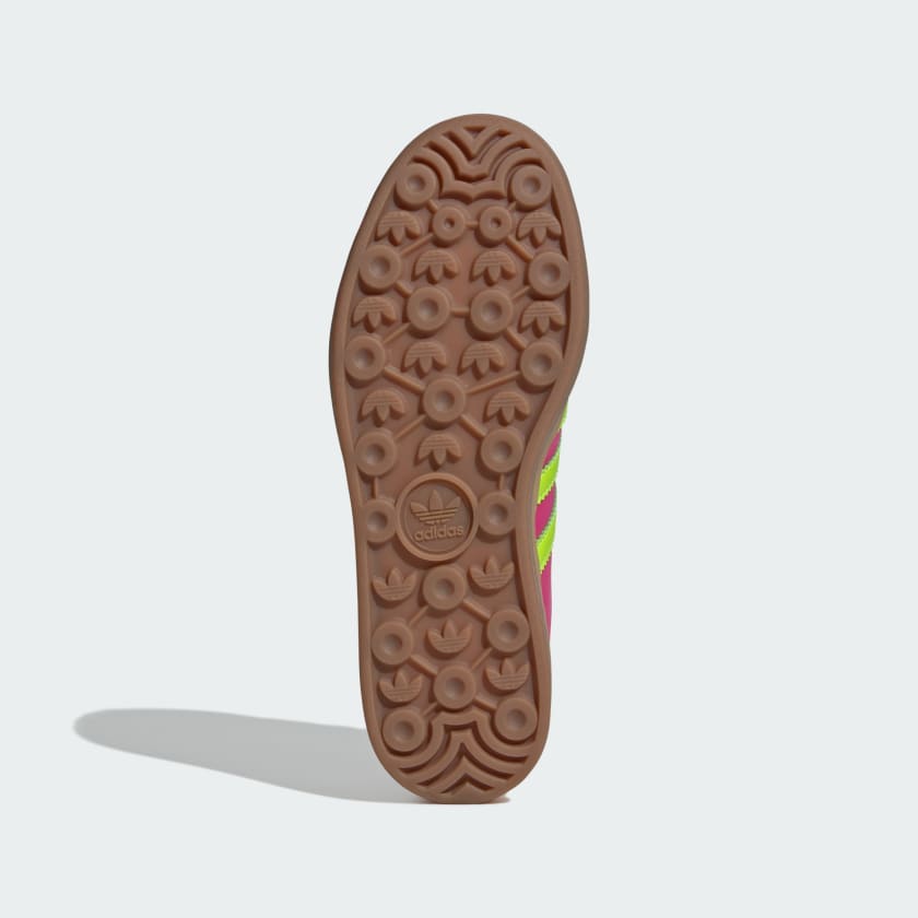 حذاء غازيل بولد للسيدات من أدي - مراجعة Adidas Shoes Gazelle وسعره